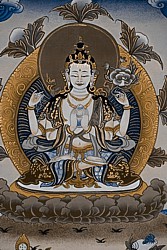 The same drawing, with indistinguishable reds and greens, with reds that are slightly darker in contrast than in the original.